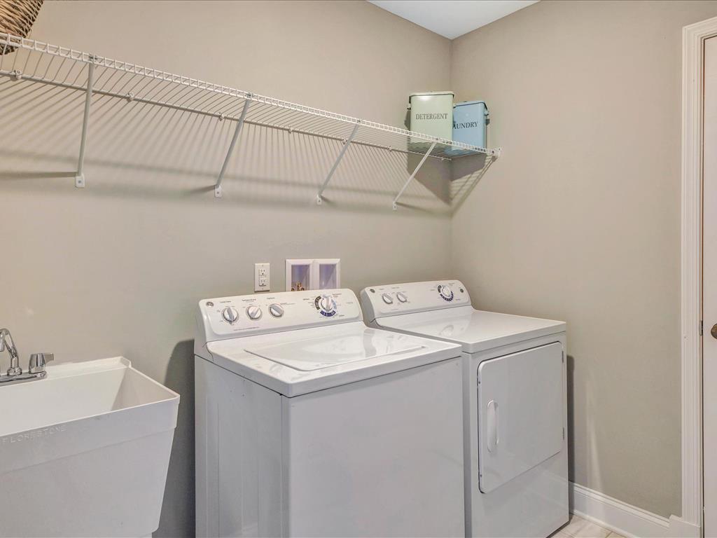 18-laundry_room